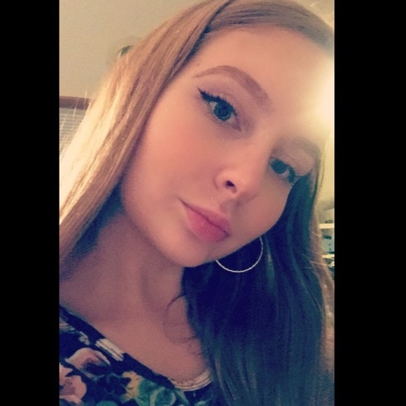 Meet your Posher, Kate - Picture 1 of 1